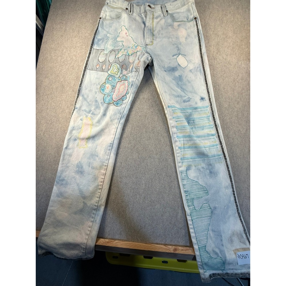 Wrangler 1013MWZPW Custom Hand Painted Jeans Mens 34x36 Light Wash Straight Leg